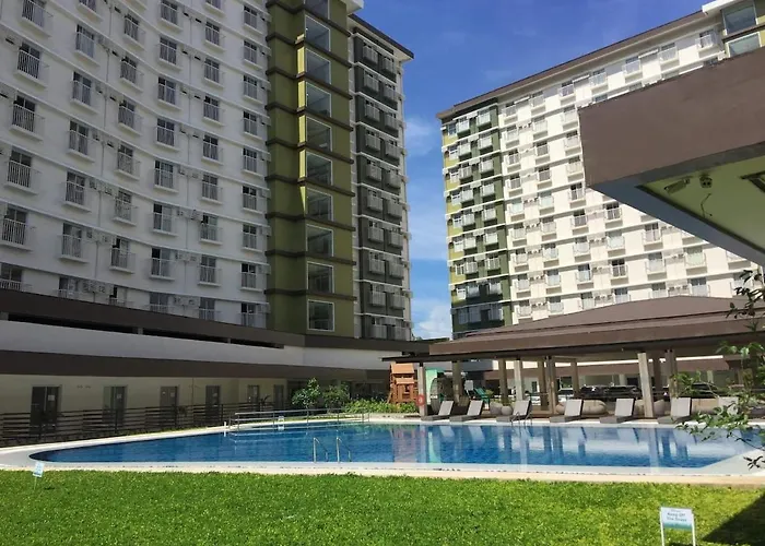 Bamboo Bay Condominium: Urban Near Hospitals & Malls Cebu
