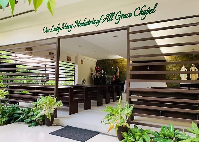 Bamboo Bay Condominium: Urban Near Hospitals & Malls Cebu